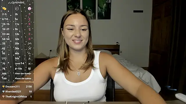 Snapshot of ThreeshaWhite chatting on June 2026 03:33:02 AM ThreeshaWhite online show from June 2026 03:33:02 AM
