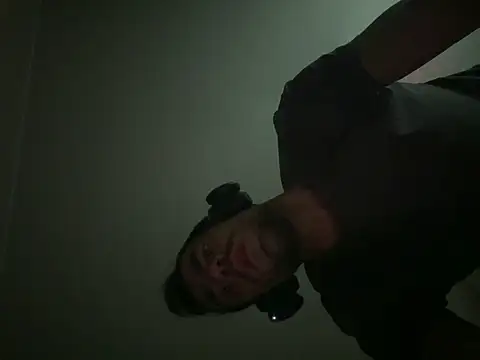 Smaukymui online show from October 2025 10:31:02 PM