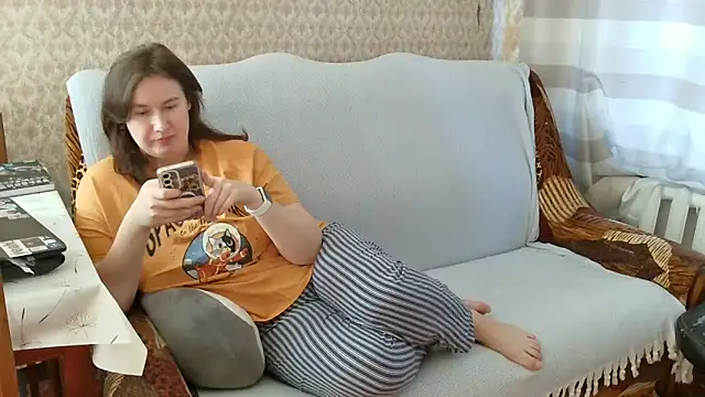 franceska blue online show from December 2025 10:08:02 AM