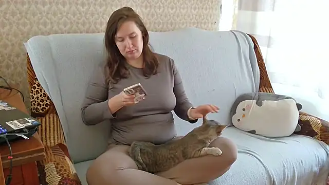 franceska blue online show from September 2025 10:00:01 AM