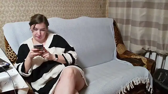 franceska blue online show from February 2026 10:08:02 PM