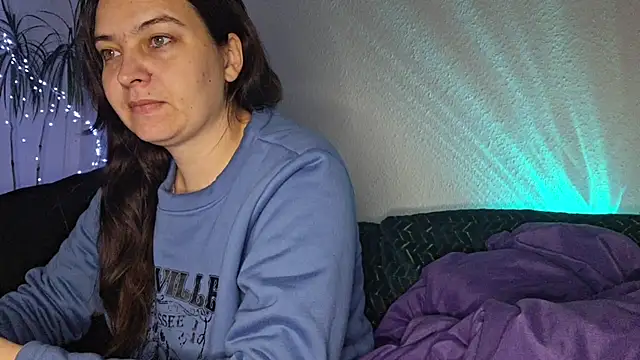 Cyndee Winter online show from November 2025 05:28:02 PM