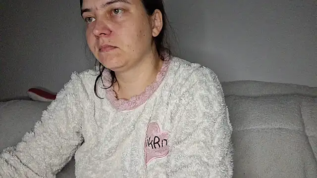 Cyndee Winter online show from October 2025 08:09:02 PM