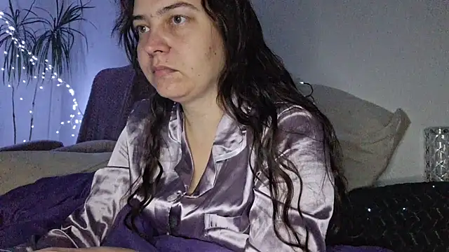 Cyndee Winter online show from October 2025 06:26:01 PM