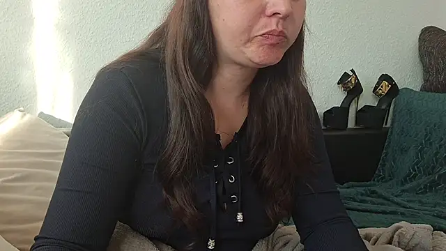 Snapshot of Cyndee_Winter chatting on September 2025 04:01:01 PM Cyndee Winter online show from September 2025 04:01:01 PM