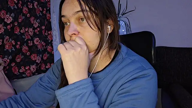 Cyndee Winter online show from December 2025 10:10:02 PM