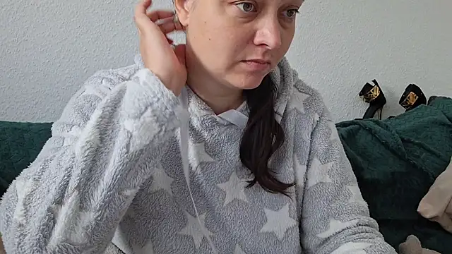 Snapshot of Cyndee_Winter chatting on September 2025 10:33:02 AM Cyndee Winter online show from September 2025 10:33:02 AM