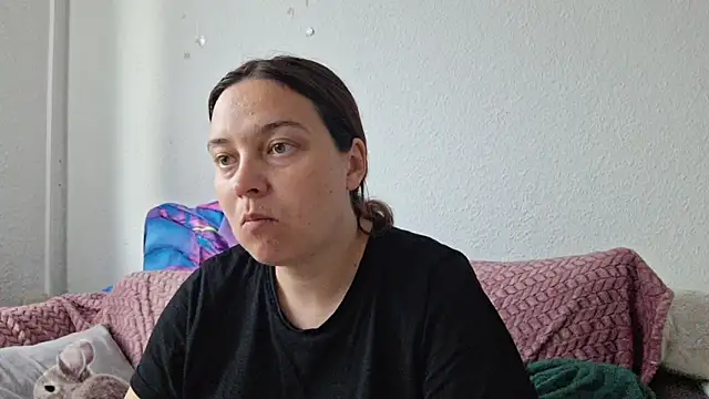 Cyndee Winter online show from June 2026 04:45:02 PM