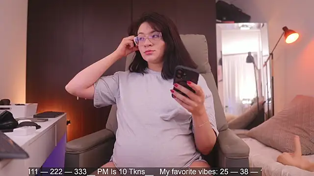 Anah s online show from April 2026 10:39:02 PM