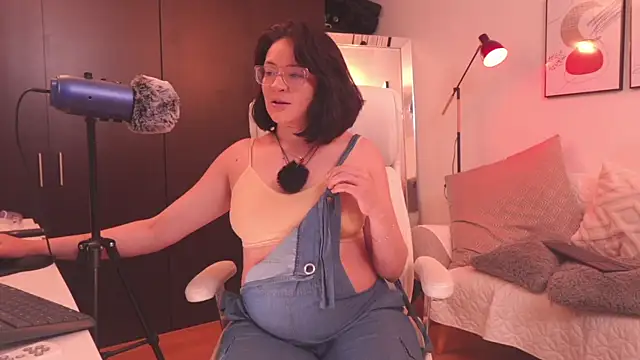 Anah s online show from January 2026 12:04:01 AM