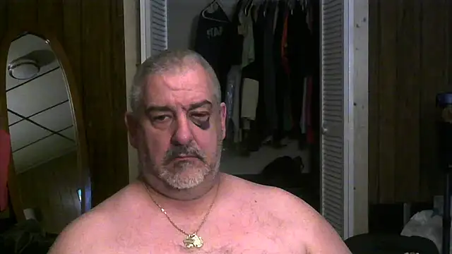 Snapshot of fire193 chatting on December 2025 01:11:01 AM fire193 online show from December 2025 01:11:01 AM