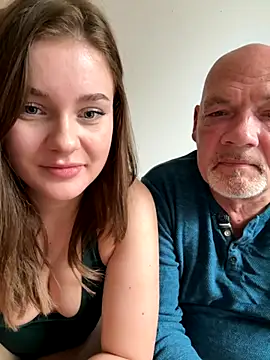 MaribelRiver online show from December 2025 12:51:01 PM