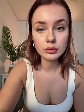 MaribelRiver online show from April 2026 04:55:02 PM