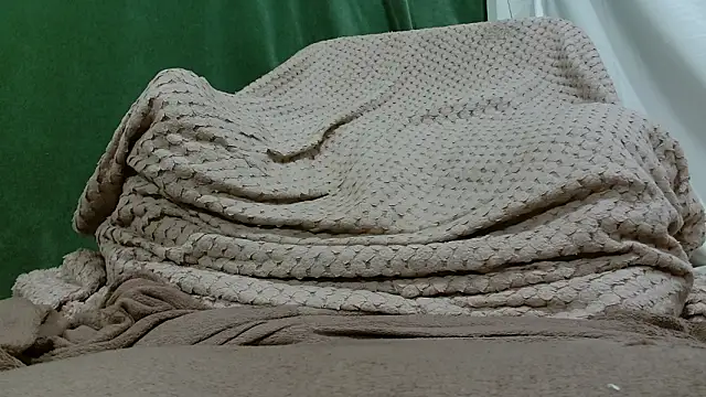 Luckyalice 4u online show from March 2026 07:26:01 PM