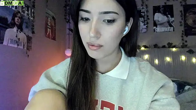 Snapshot of Anisawithlove chatting on October 2025 06:04:01 AM Anisawithlove online show from October 2025 06:04:01 AM