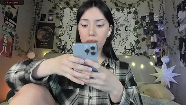 Anisawithlove online show from March 2025 06:56:01 PM
