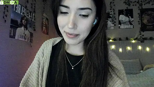 Snapshot of Anisawithlove chatting on October 2025 06:23:01 AM Anisawithlove online show from October 2025 06:23:01 AM