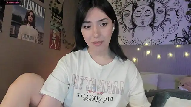 Snapshot of Anisawithlove chatting on March 2025 03:27:01 PM Anisawithlove online show from March 2025 03:27:01 PM