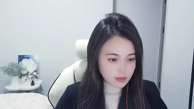 Snapshot of Wofeifei-baby chatting on January 2025 03:42:02 PM Wofeifei-baby online show from January 2025 03:42:02 PM