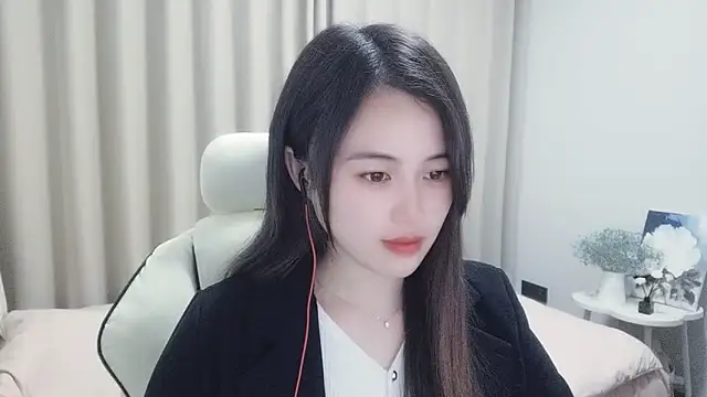 Snapshot of Wofeifei-baby chatting on December 2024 03:44:02 PM Wofeifei-baby online show from December 2024 03:44:02 PM