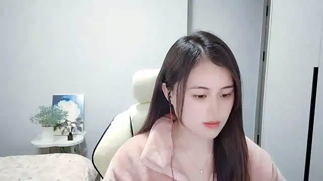 Snapshot of Wofeifei-baby chatting on February 2025 03:42:01 PM Wofeifei-baby online show from February 2025 03:42:01 PM