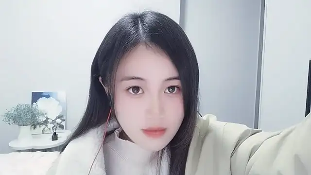 Snapshot of Wofeifei-baby chatting on January 2025 03:37:02 PM Wofeifei-baby online show from January 2025 03:37:02 PM