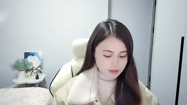 Snapshot of Wofeifei-baby chatting on February 2025 03:40:01 PM Wofeifei-baby online show from February 2025 03:40:01 PM