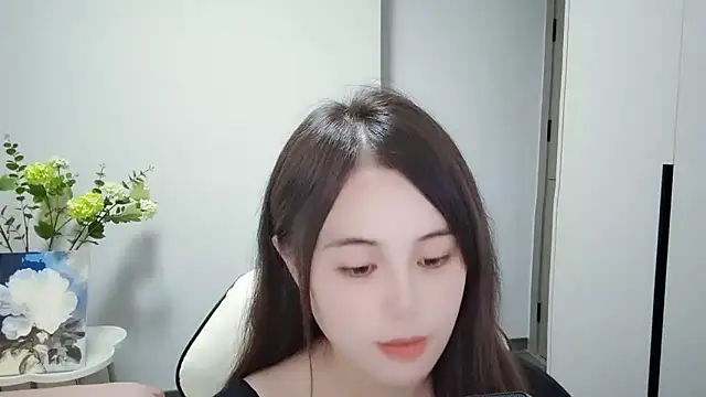 Snapshot of Wofeifei-baby chatting on September 2025 03:24:02 PM Wofeifei-baby online show from September 2025 03:24:02 PM