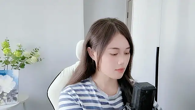 Snapshot of Wofeifei-baby chatting on September 2025 01:39:01 AM Wofeifei-baby online show from September 2025 01:39:01 AM