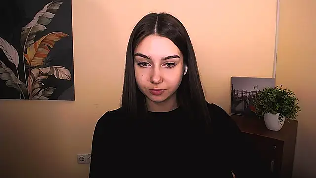 Lili magic online show from September 2025 12:22:02 PM