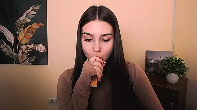 Lili magic online show from September 2025 12:42:02 PM