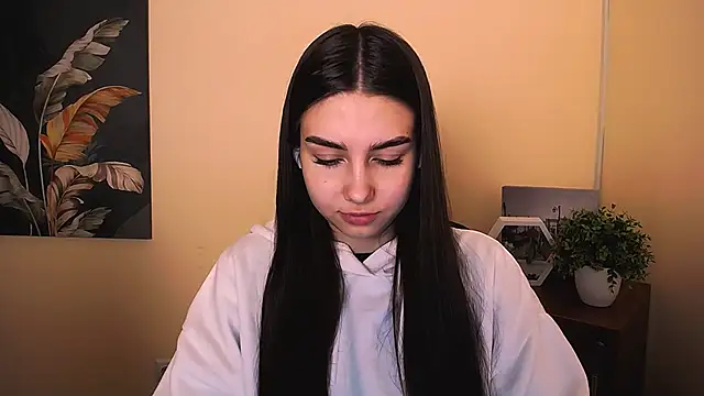 Lili magic online show from October 2025 07:21:01 AM
