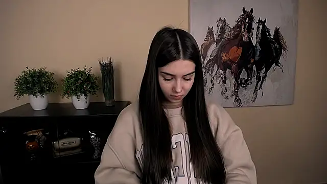 Lili magic online show from November 2025 09:24:02 AM