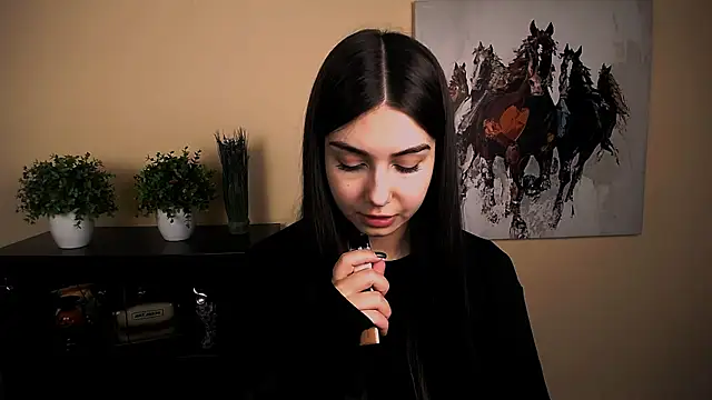 Lili magic online show from November 2025 12:42:02 PM