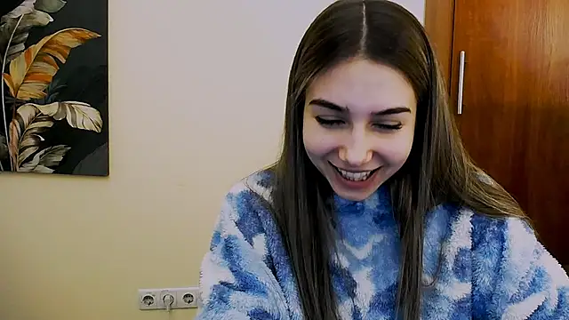 Lili magic online show from February 2025 03:54:02 PM