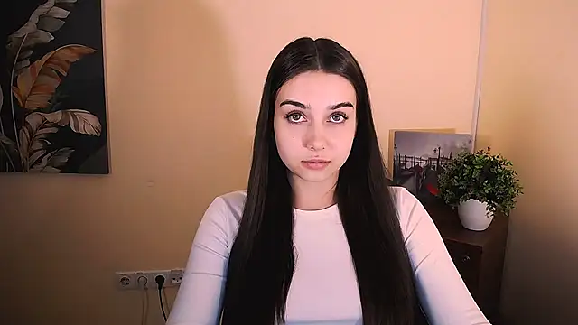 Lili magic online show from September 2025 12:16:01 PM