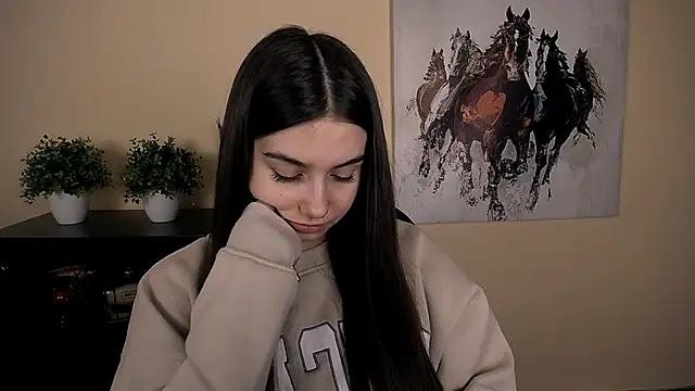 Lili magic online show from February 2026 05:13:01 PM