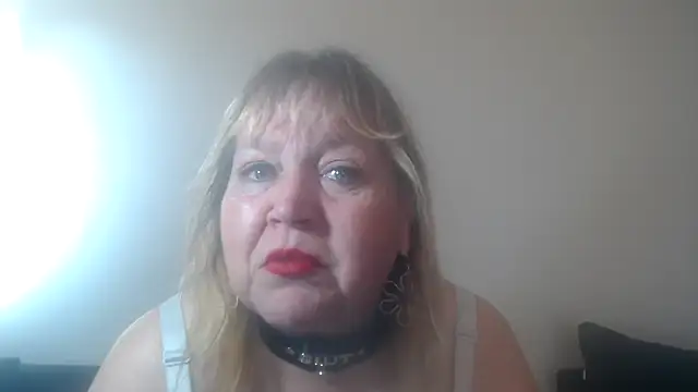 Blasflittchen online show from March 2025 03:14:02 PM