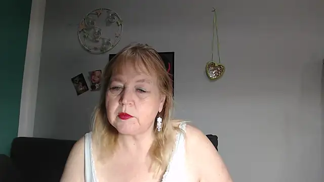 Blasflittchen online show from December 2025 07:07:02 PM