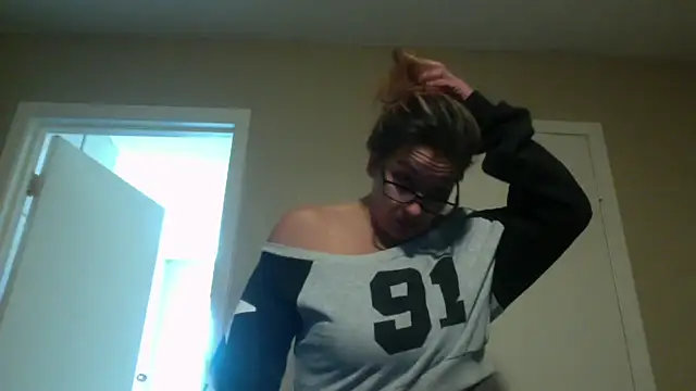 bella8769 online show from February 2026 07:25:01 PM