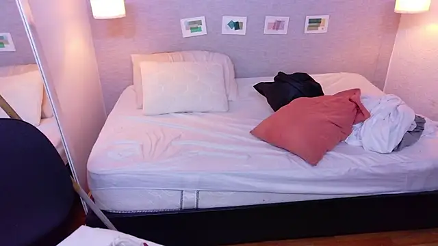 kiara evanss online show from April 2026 11:34:01 AM