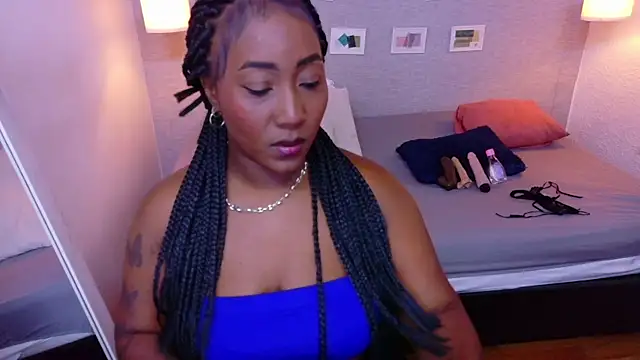 kiara evanss online show from May 2026 11:14:03 PM