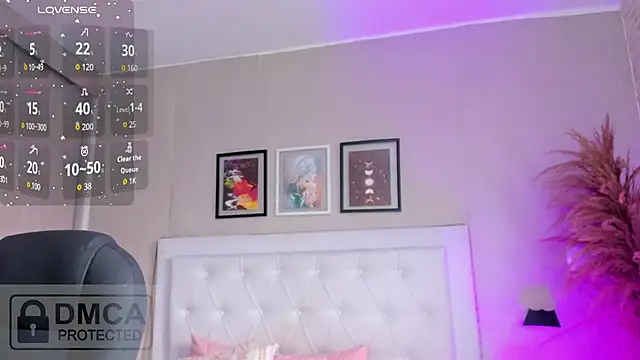 emma  smith1 online show from April 2026 12:51:02 PM