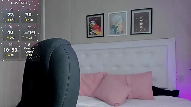 emma  smith1 online show from March 2026 12:42:02 PM