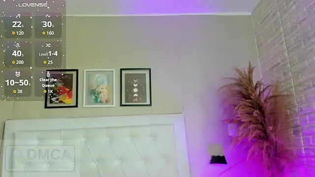 emma  smith1 online show from April 2026 12:23:01 PM