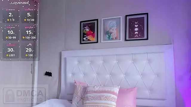 emma  smith1 online show from April 2026 12:40:02 PM