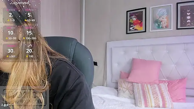 emma  smith1 online show from April 2026 12:56:02 PM