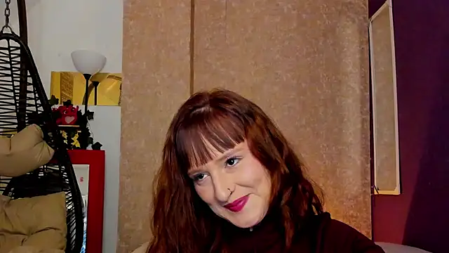 Snapshot of HalaanaTendeer chatting on March 2025 12:39:02 PM HalaanaTendeer online show from March 2025 12:39:02 PM