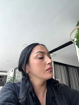 LIAH IZUMI online show from March 2026 12:50:02 PM