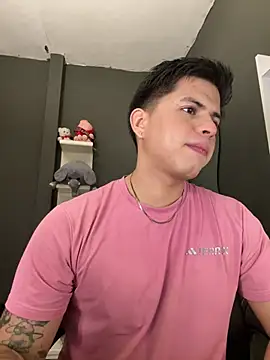 Niicky1  online show from March 2026 02:56:02 PM